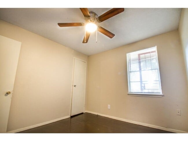 Building Photo - Charming Single-Family Home in Central City