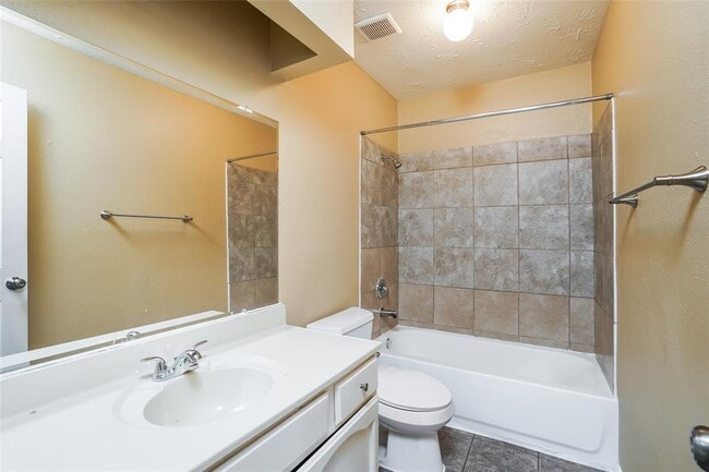 Building Photo - 4302 Stonehenge Trail
