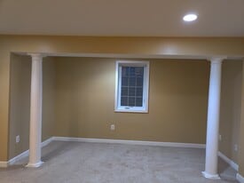 Building Photo - 8400 Hessian Hill Ct