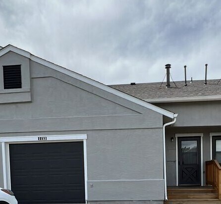 Building Photo - 1153 Dakota Dr
