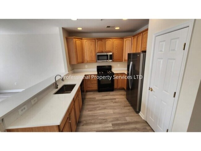Building Photo - Price Correction! Luxury Townhome In The Villages Of Urbana