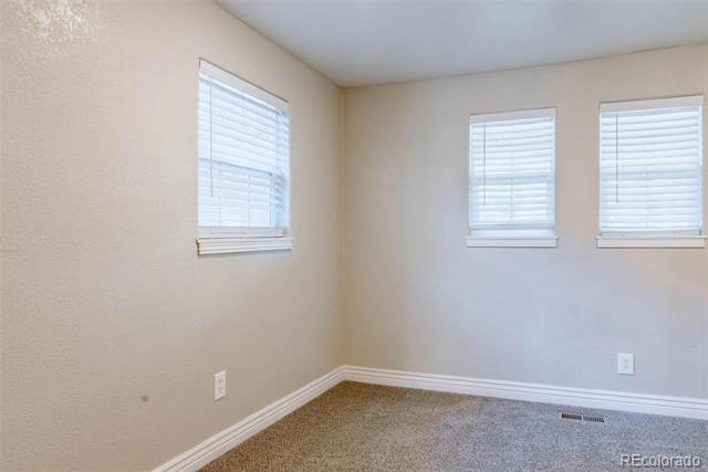 Building Photo - 620 E Willamette Ave