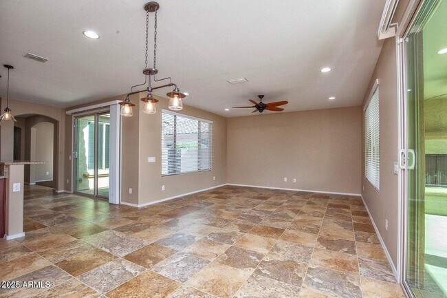 Building Photo - 21883 N 263rd Dr