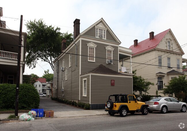 Primary Photo - 89 Spring St