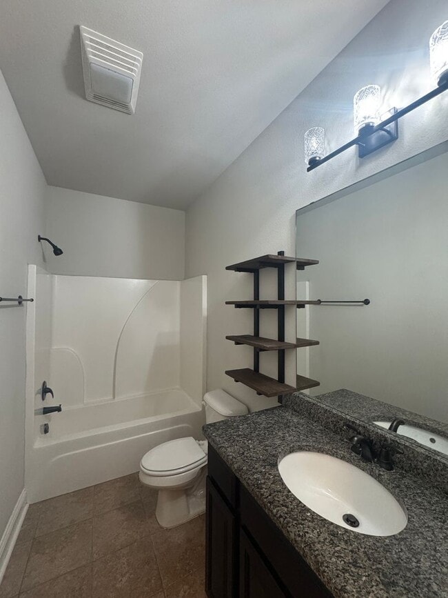 Building Photo - ? Stylish Brick  Rental Home in Riverscape...