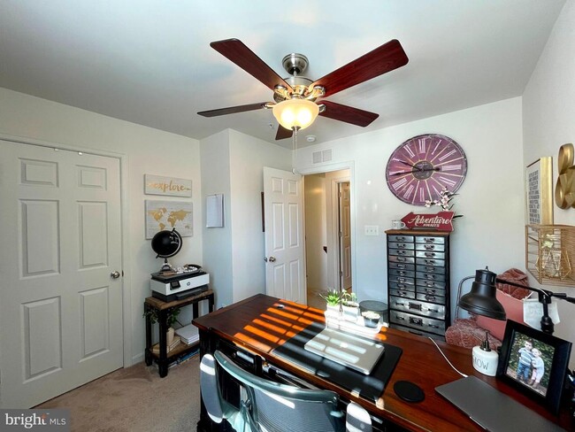 Building Photo - 519 Gate Dancer Ct