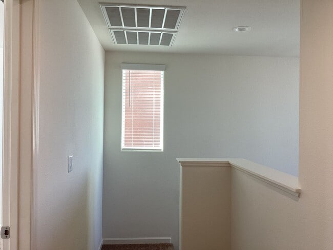 Building Photo - Welcome to Riverstone!!!