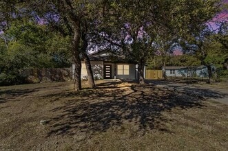 Building Photo - 441 Calgary Rd