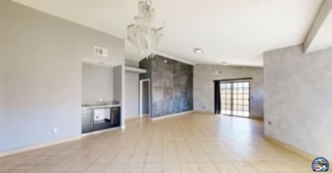 Building Photo - 2267 Aurora Ct