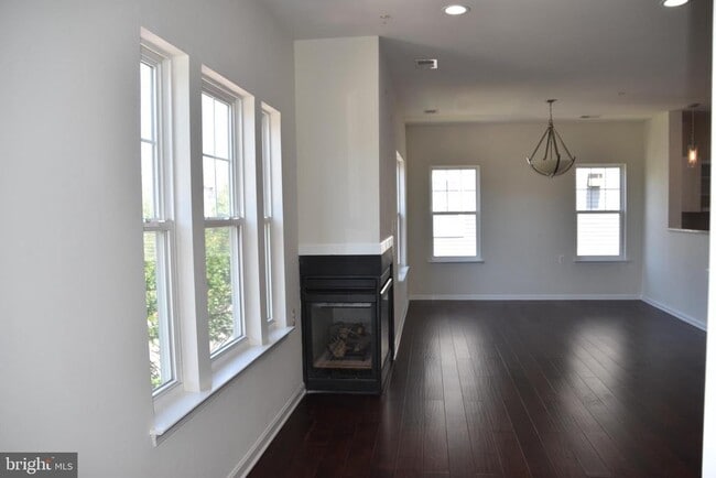 Building Photo - 3032 Bellamy Way