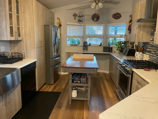 Building Photo - 3952 N Granada Ave