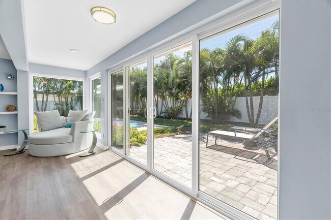 Building Photo - 104 24th St