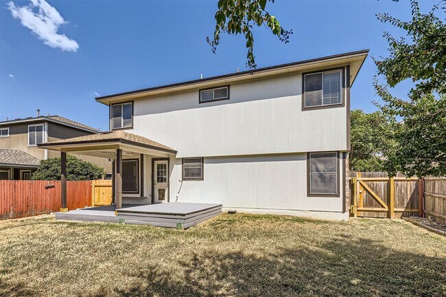 Building Photo - 3001 Rainy River Dr