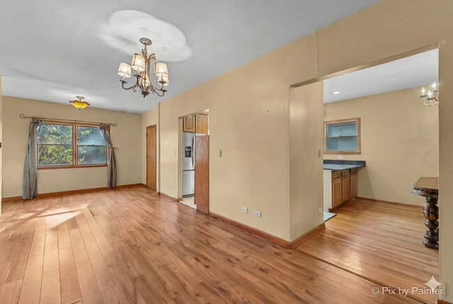 Building Photo - 31 W Harrison Rd