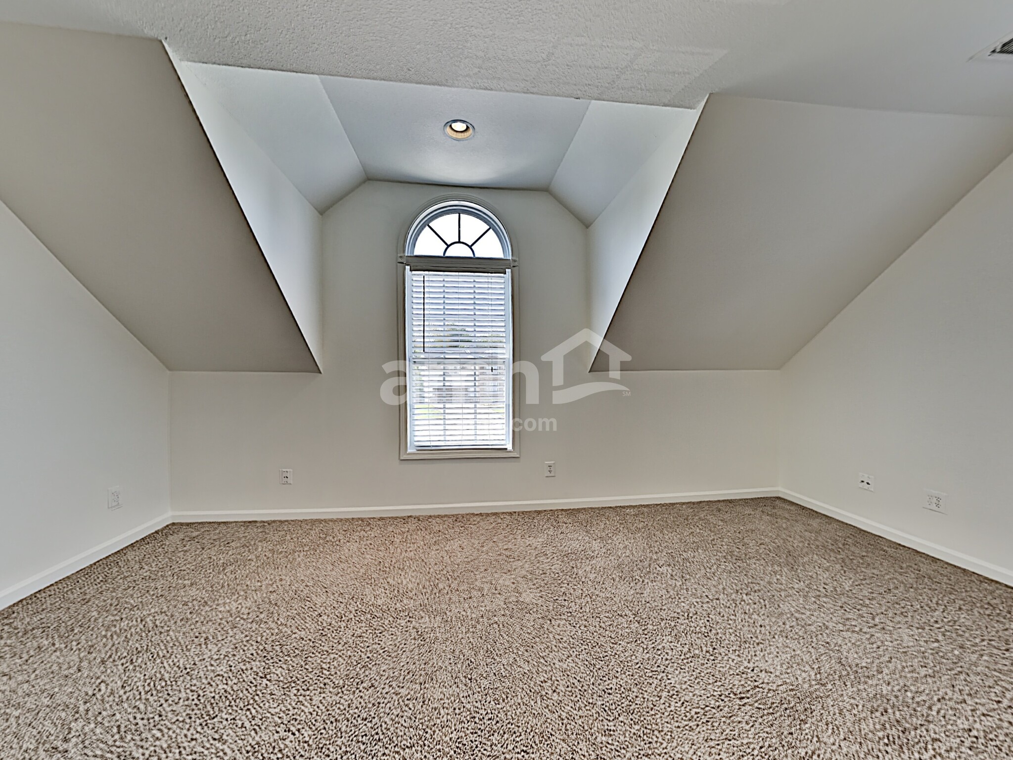Building Photo - 3206 Gaslight Ln