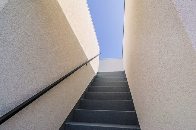 Building Photo - 5932 Lemp Ave