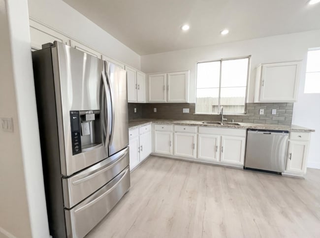 Building Photo - 2724 Bertolani Cir