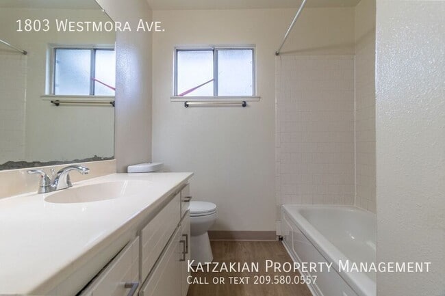 Building Photo - 1803 Westmora Ave