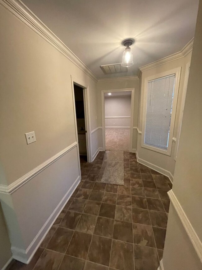 Building Photo - 5300 Hornes Church Rd