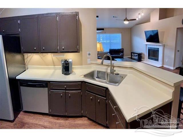 Building Photo - 2060 Cambridge Cir