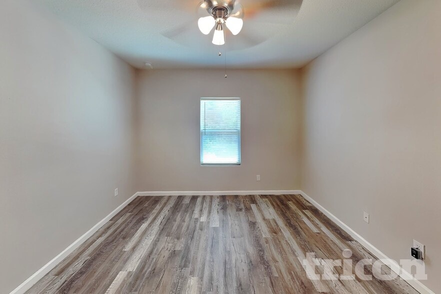 Building Photo - 1073 Cades Cv Wy