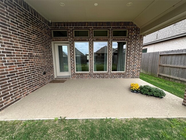 Building Photo - 16343 Silver Emperor St