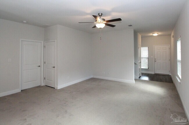 Building Photo - 3865 Sandspur Ln