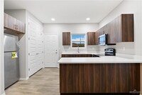 Building Photo - 3813 Walnut Ave
