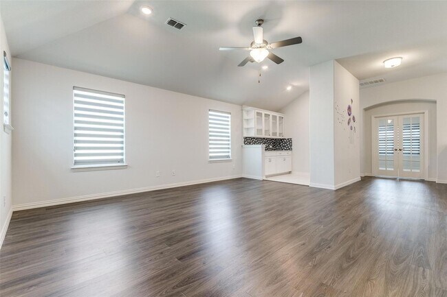 Building Photo - 13445 Loyla Ct