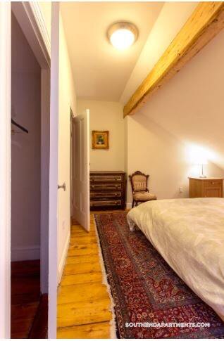 Building Photo - 237 Northampton St