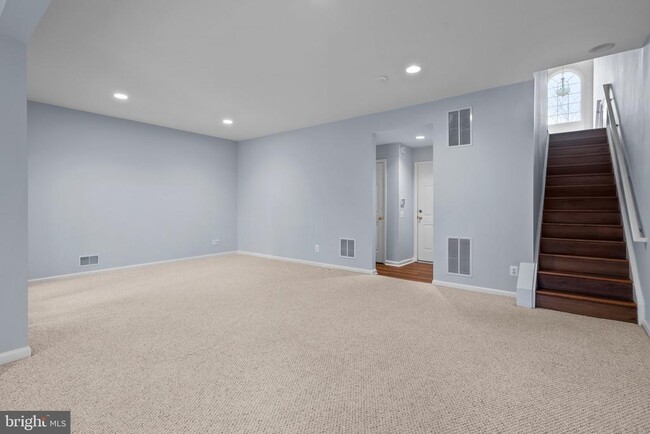 Building Photo - 45773 Smoketree Terrace