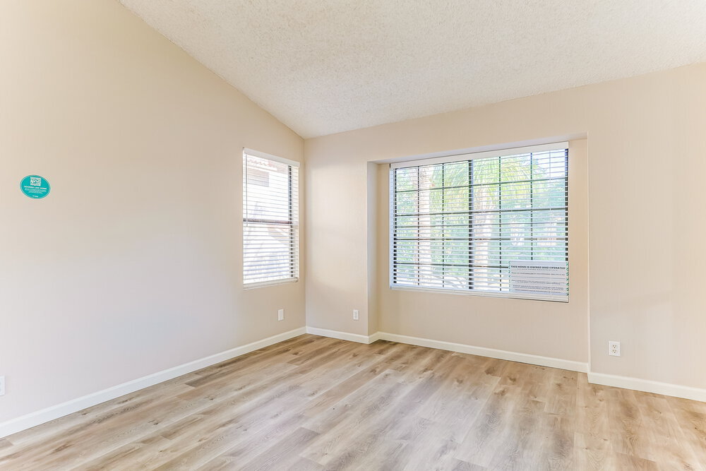 Building Photo - 1232 W Riviera Dr