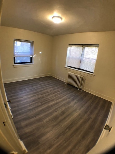 Building Photo - 5660 Munhall Rd