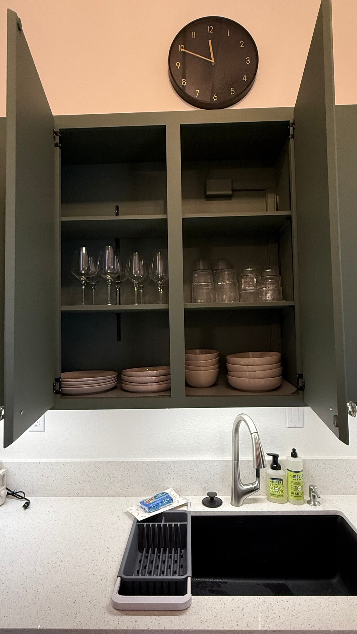 Building Photo - 64-1061-1061 Mamalahoa Hwy