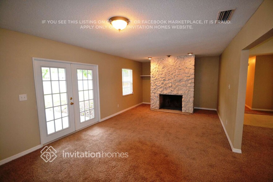 Building Photo - 2200 Bradford Ct
