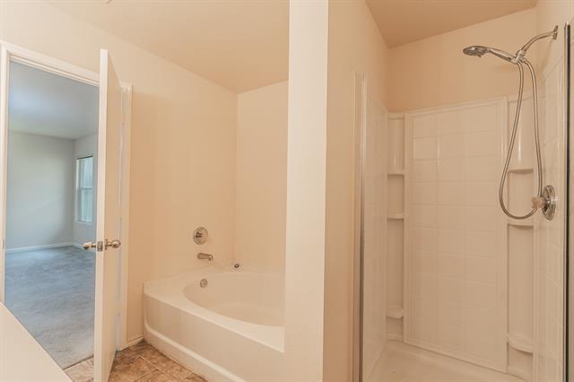 Building Photo - 8405 Shining Waters Ln