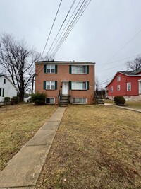 Building Photo - 6414 Fairdel Ave