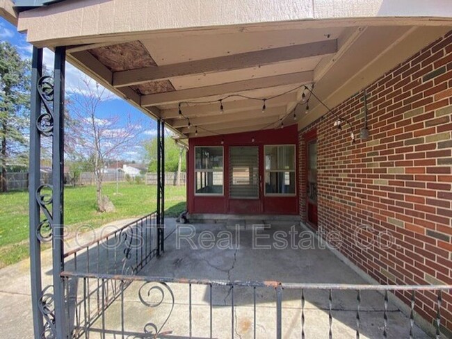 Building Photo - 432 Cookston Ave