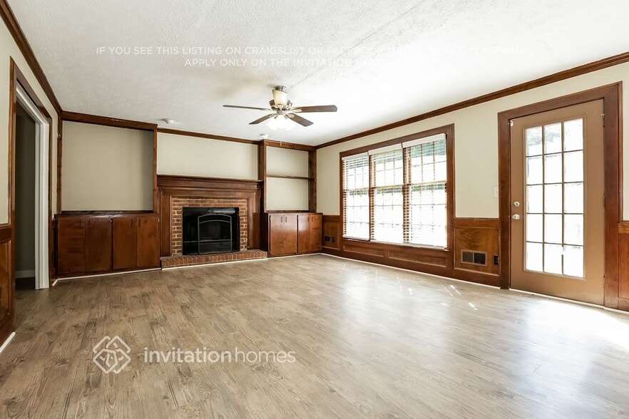 Building Photo - 5018 Stoney Point Cir