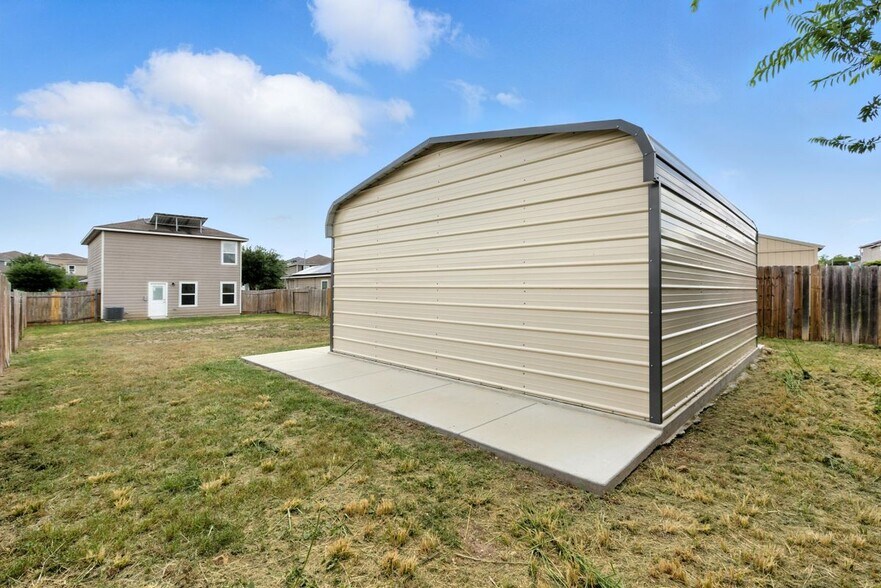 Building Photo - 6031 Southern Vis