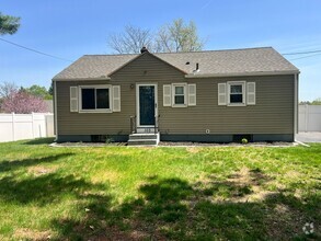 Building Photo - Single Family Ranch for Rent In Sixteen Ac...