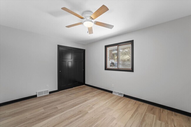 Building Photo - 666-668 Hearne Ct.