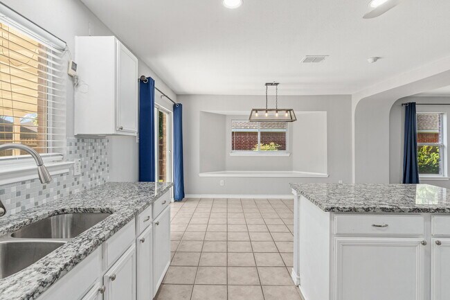 Building Photo - 2710 Stone Creek Ln