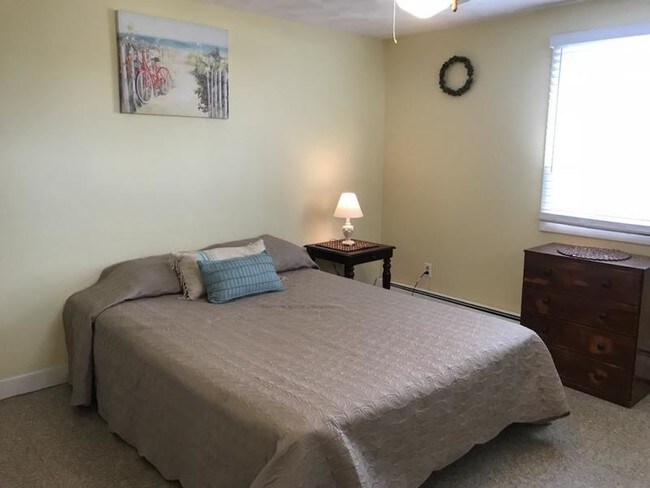 Building Photo - Bonnet Shores Weekly Summer Rental