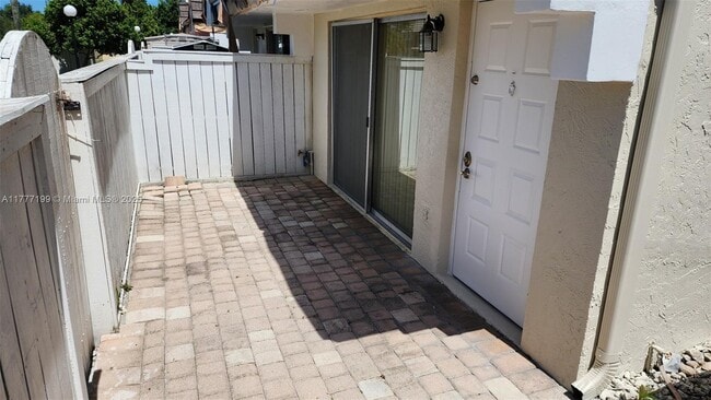 Building Photo - 4540 SW 68th Ct Cir