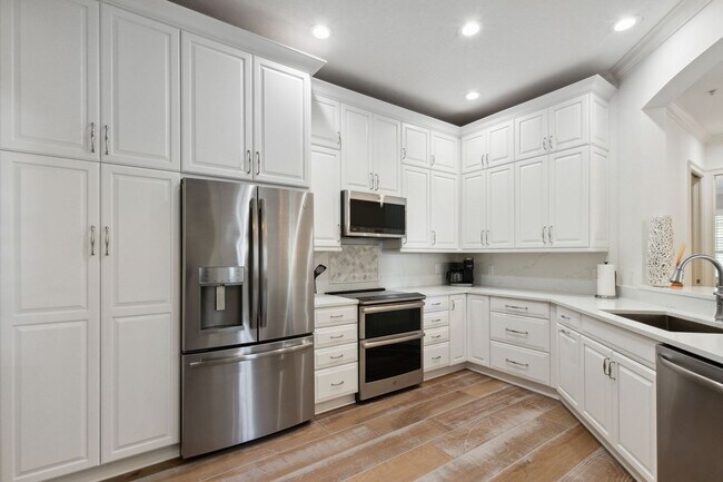 Building Photo - 95141 Amalfi Dr