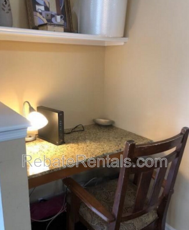 Building Photo - 10435 Midtown Parkway