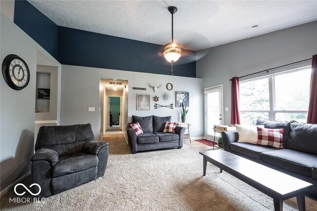 Building Photo - 9960 S Redmond Ct