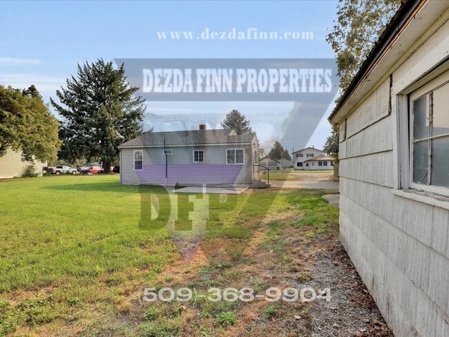 Building Photo - 2 Bed, 1 Bath in NE Spokane Valley Availab...