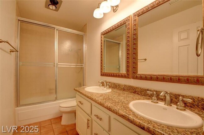 Building Photo - Fabulous Ranch-Style Home on Over Half an Acre – No HOA!